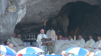 20220715 Lourdes Messe grotte 10.14.21