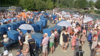 20220715 Lourdes Messe grotte 10.41.52