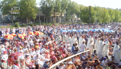 20220715 Lourdes Messe grotte 10.01.25