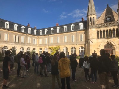 20211023 Pasto Jeunes Nevers sanctuaire entrée